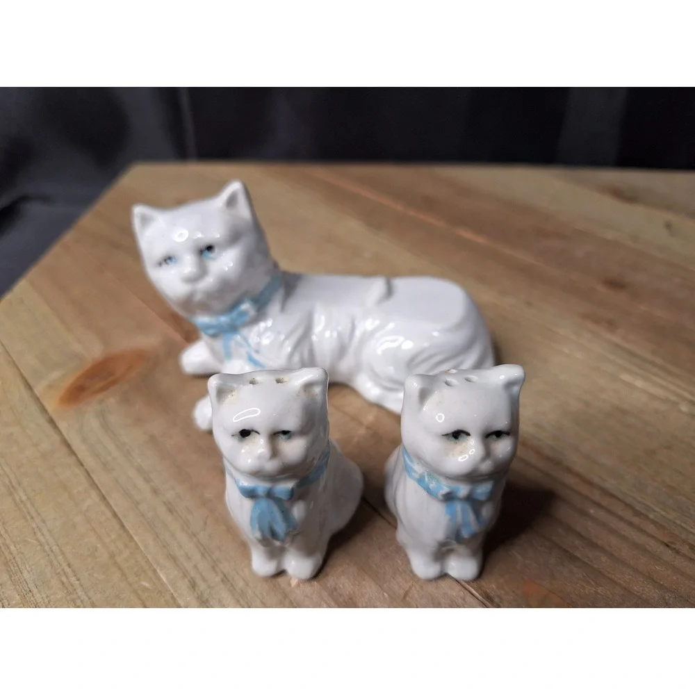 Vintage White Ceramic Cat Family Salt and Pepper Shaker Set Blue Bows 3 Piece